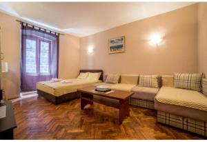 Posezení v ubytování Perast apartman "Mika"