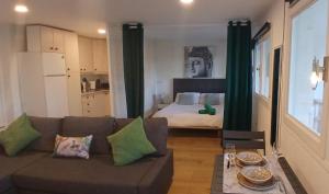 Posteľ alebo postele v izbe v ubytovaní Casa bonita deluxe studio