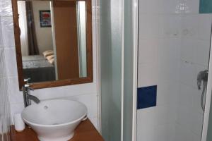 Ένα μπάνιο στο Studio piscine 3 îlets