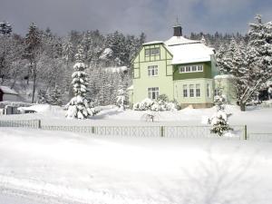 Pension Jeschkenblick v zimě