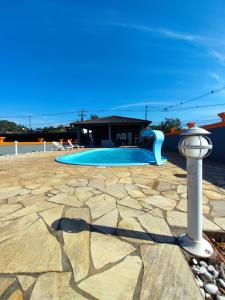Bazén v ubytování PORTAL PARQUE HOTEL nebo v jeho okolí