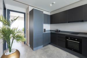 Atlantic View Appart'Hotel的厨房或小厨房