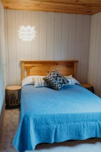 Postel nebo postele na pokoji v ubytování Alaska Cozy Cabins