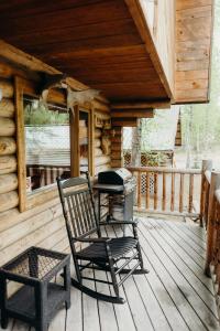 Balkón nebo terasa v ubytování Alaska Cozy Cabins