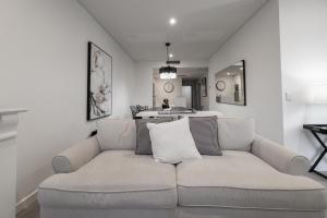 Gallery image of CBD Apartments by the International in Wagga Wagga +18 photos