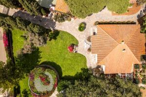 Άποψη από ψηλά του Historic Villa Giardini, Pool and Private Park