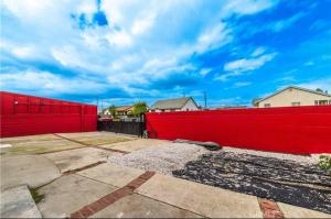 Gallery image of Elegant Living Private Room in Modern Home 9 in Los Angeles