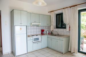 Η κουζίνα ή μικρή κουζίνα στο villa skafidakia B +6 φωτογραφίες