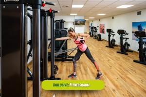 Das Fitnesscenter und/oder die Fitnesseinrichtungen in der Unterkunft AHORN Panorama Hotel Oberhof
