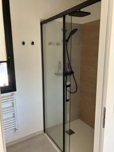Koupelna v ubytování Suite autonome accès piscine