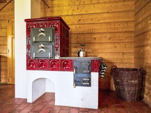 Kuhinja ili čajna kuhinja u objektu Chalet Sluneční vršek by Interhome