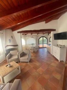 Μια τηλεόραση ή/και κέντρο ψυχαγωγίας στο Villa Panorama +37 φωτογραφίες