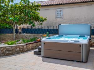 Fotografie z fotogalerie ubytování Holiday Home Bella by Interhome v destinaci Dobrinj