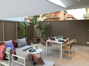 Istumisnurk majutusasutuses Suite Dream piano terra ampia corte e posto auto