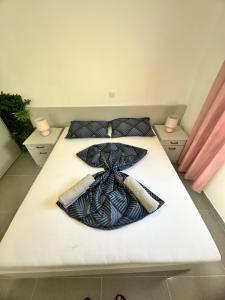 Postel nebo postele na pokoji v ubytování Vip Deluxe Apartment Arian