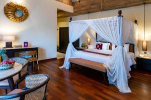 Bali Sunshine Nusa Dua客房内的一张或多张床位