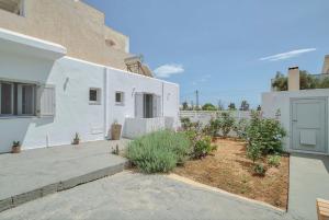 Gallery image of Rose House and Apartments in Andiparos