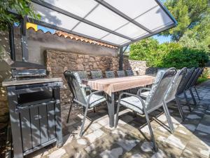 Patio nebo venkovní prostory v ubytování Holiday Home Artatore by Interhome