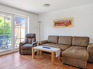 Posezení v ubytování Holiday Home Haus 99 - Seepark Burhave by Interhome + 24 fotografií