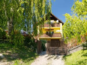 Ogród w obiekcie Apartment Kemping by Interhome