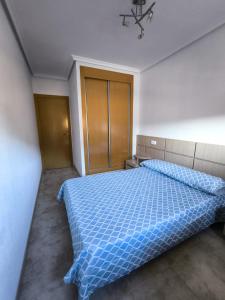 Postel nebo postele na pokoji v ubytování Apartamento en Oropesa + 3 fotografie