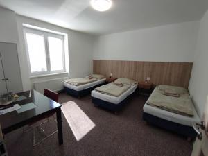 A bed or beds in a room at Symple apartments
