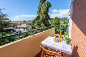 Μπαλκόνι ή βεράντα στο NEW Luxury 2BDR Terrace, Views, AC +20 φωτογραφίες