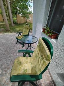 Fotografie z fotogalerie ubytování Balatongyöngye vendégház v destinaci Küngös