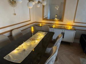 Gallery image of FancyLux Elegance Apartament in Suceava
