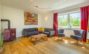 Χώρος καθιστικού στο Villa Akasha