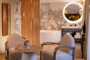 Зона вітальні в Palais Ségurane Boutique Hôtel