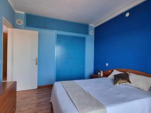 A bed or beds in a room at 5594 Apartment in Llançà