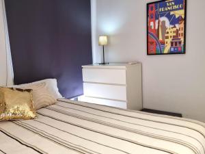 Postel nebo postele na pokoji v ubytování 182 Apartment in Llançà