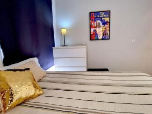 Postel nebo postele na pokoji v ubytování 182 Apartment in Llançà