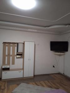 У Софії tesisinde bir televizyon ve/veya eğlence merkezi