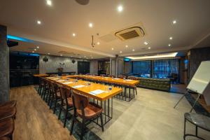 A restaurant or other place to eat at Alfa Suites & SPA Még 37 kép