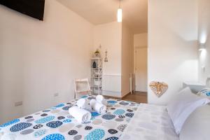 Voodi või voodid majutusasutuse White Star rooms holiday accomodation self check-in toas