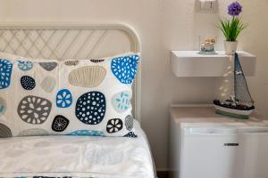 Voodi või voodid majutusasutuse White Star rooms holiday accomodation self check-in toas