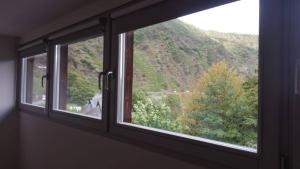 Galeriebild der Unterkunft Haus Moselschleife in Bremm + 10 Fotos