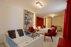 O zonă de relaxare la Grotta Saracena Resort
