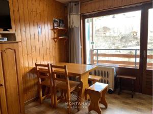 Fotografia z galérie ubytovania Studio confortable pour 4 avec balcon au calme près des pistes - FR-1-458-177 v destinácii Le Grand-Bornand