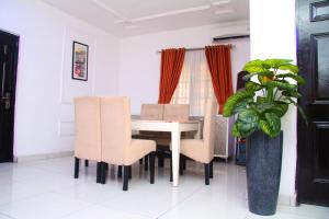 Afbeelding uit fotogalerij van Pearl Exquisite Apartments in Lekki
