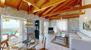 Μια τηλεόραση ή/και κέντρο ψυχαγωγίας στο Villa Rachi
