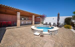 The swimming pool at or close to Villa Plumeria Flower