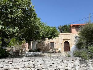 Imagem da galeria de Vrysses Lodge Michael Stelianos em Vryses