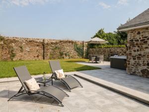 Aed väljaspool majutusasutust Pear Tree Cottage