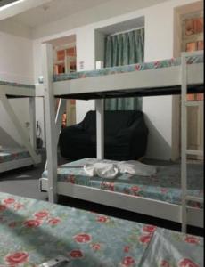 Poschodová posteľ alebo postele v izbe v ubytovaní Pousada Morro de Sao Paulo
