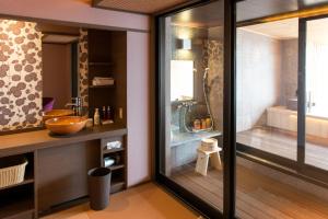 A bathroom at Umiusagi
