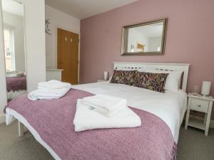 Voodi või voodid majutusasutuse The Lobster Pot toas