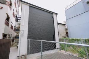 Budova, kde se vila nachází